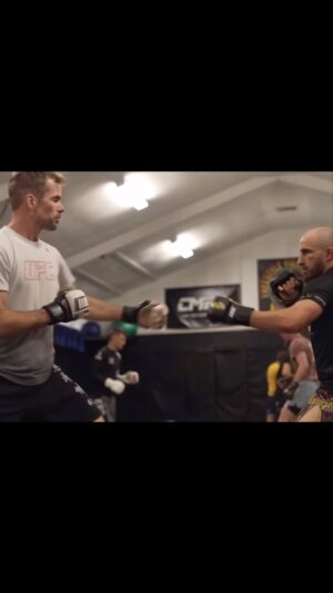 Carl Van Roon Instagram - Behind the scenes UFC290 training camp footage courtesy of @alexvolkanovski YouTube channel & @jeffsainlar #ufc290 #ufc #alexvolkanovski #youtube #mma #behindthescenes #bts #trainingcamp #taekwondo #kickboxing #karate #vanroonmartialarts