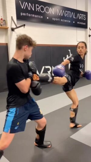 Carl Van Roon Instagram - @joryndd TKD   Judo 🥋 #judo #haraigoshi #thegentleway #taekwondo #sidekick #axekick #reversepunch #gyakuzuki #dwitchagi #yokogeri #yopchagi #kakatootoshi #naeryochagi #mma #kickboxing #karate #taekwondo