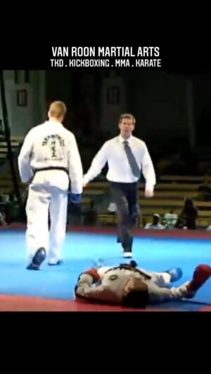 Carl Van Roon Instagram - Tornado kick training and actual application. World Gold Cup 2010, Kingston, Jamaica 🇯🇲 #walkoff #ko #knockout #vanroonmartialarts #worldchampion #tornadokick #taekwondo #kickboxing #mma #karate
