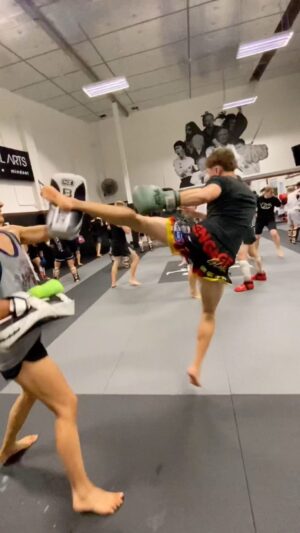 Carl Van Roon Instagram - As a coach, I value few qualities more than tenacity and consistency. @alistairrmcmanus here broke his hand in a fight recently and returned the next day to train one handed 💪 Osu! 🥋 #vanroonmartialarts #kickboxing #mma #taekwondo #karate #tenacity #consistency #self-discipline #gains