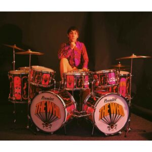 Carla Azar Instagram - Anyone who knows me knows how much I love keith moon. he's at the top of the list. but I couldn't play one drum beat of his or any form of drum part of his if i were asked. ⠀
⠀< when I watch him or hear him play all i see and hear is his spirit. he's the only drummer that's done that to me. he floats over the drums in a reckless way but his playing is still sophisticated and musical. he was a total punk / rebellion against staying in your place --> that's been the biggest influence on my playing of all. ⠀
⠀
and ... there's this >>> today is kind of a big deal for me > @officialthewho just released a single that I'm playing on. I got asked to play on a couple songs on their album earlier this year. my friend @gusseyffert played bass. it's called "I don't wanna get wise". 👽🥁 ⠀
⠀
#keithmoon ⠀
#thewho