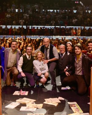 Carla Matadinho Instagram - Que noite incrível!
Ontem e hoje no Casino Estoril, celebramos a Liberdade, celebramos o virar de página na noite de 24 para 25 de abril, 50 anos depois.
A Revolução está na rua. 
A Revolução está no palco.
A máquina está a andar!

A NOITE, uma produção Yellow Star Company 
Texto de José Saramago
Uma encenação e adaptação de Paulo Sousa Costa
Com assistência de encenação de Luís Pacheco
Elenco: Diogo Morgado, Jorge Corrula, João Didelet, Luís Pacheco, Elsa Galvão, Henrique de Carvalho, Ricardo de Sá, Sara Cecília e João Redondo

Últimas datas de digressão: 
Guimarães, dia 27 de abril e Faro, dia 1 de maio.
Nova temporada no Centro Cultural Malaposta já a partir do próximo dia 3 de maio.
Reserve connosco: 938 667 315 bilheteira@yellowstarcompany.com
M/12

@cascais
@casino
@jfcascais
@mobi
@tvi
m80
@donav

Fotos @josecorreia75 
Look:
@companhiasolucoes 
@lionofporches