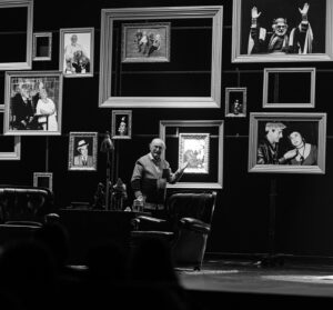 Carla Matadinho Instagram - Ruy de Carvalho
100 sessões aos 97 anos!

“Ruy, a história devida”, o espetáculo que marca a homenagem ao Rei do Teatro Português, onde Ruy de Carvalho conta histórias inéditas da sua longa e brilhante carreira, irá fazer a sua Centésima sessão! Um feito inédito, principalmente porque Ruy de Carvalho, aos 97 anos de idade, continua a pisar as tábuas, com a mesma alegria e entusiasmo como quando se estreou, aos 8 anos de idade.
“Ruy, a história devida”, depois de ter estado em quase 40 cidades, estará em cena no Centro Cultural Malaposta, a partir de dia 6 de Julho, precisamente no dia em que irá ser comemorada a sessão número 100, e onde fará a sua estreia neste palco!

Centro Cultural Malaposta
Dias 6, 7, 13, 14, 20 e 21 de julho às 18h00 

FICHA ARTÍSTICA
Elenco: Ruy de Carvalho e Luís Pacheco
Encenação: Paulo Sousa Costa
Texto: Paulo Coelho
Cenografia e Figurinos: Anne Carestiato e Fernanda Dias
Directora Geral Carla Matadinho
Produção Ricardo Dias

Compre já o seu bilhete e faça parte da linda história do teatro português.