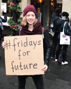 Carla Reemtsma Instagram - Fridays are for future. The people are rising and the people are powerful. 
#fridaysforfuture #climateaction #climatestrike #youth4climate #iStandWithGreta @gretathunberg