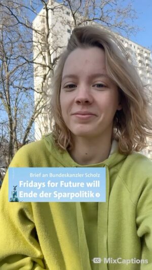 Carla Reemtsma Instagram - Sparpolitik ist Politik für den Status Quo. Deswegen, lieber in ÖPNV, Infrastruktur und gute Jobs investieren. Hilft dem Klima, Beschäftigten & der Demokratie ✨ #WirFahrenZusammen