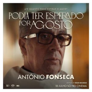 Carla Vasconcelos Instagram - Mas não quisemos esperar. ❤️

#podiateresperadoporagosto 
#313features #podiateresperadoporagosto
#cesarmourao
#cinemaportugues 
#estreias
#comediaromantica
#soajo
#arcosdevaldevez

@cesarmourao
@juliapalha
@kev.dias
@joaoreis_oficial
@luisacruzoficial
@carlotinhatinha
@llac3rda
@brancodinarte
@vera__moura
@fonsecaantoniomanuel
@paiva1980
@313features
@municipio.arcos.valdevez @z0zi_z0zimo @ritasousamakeup_pro @pedroadamastor
