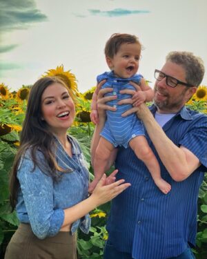 Carlee Baker Instagram - Spent some time in the sunflower field at @greggfarmpeaches this weekend - it was magical! 🌻🌻🌻