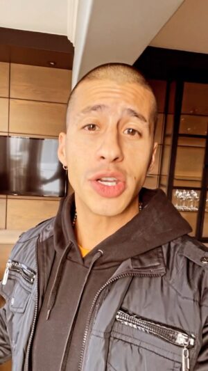 Carlito Olivero Instagram - South Africa I adore you but this load shedding shit y’all got going on????? 😫😂Nah man. I can’t cook. Make music or do nothing in this place because everything’s electric 😂 send help plz. Or food. But wait till the power comes back on because I won’t be able to let u in the building till then 😂 #loadshedding #southafrica #loadsheddingsucks