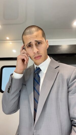 Carlito Olivero Instagram - Voicemails from my bro & sis! 😂