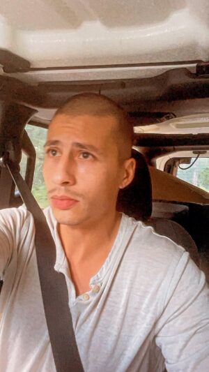 Carlito Olivero Instagram - You should hang out with your friends from High School. 🤷🏽‍♂️

My friends from High school :