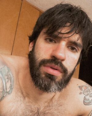 Carlo Villarreal Instagram - Ya crecí