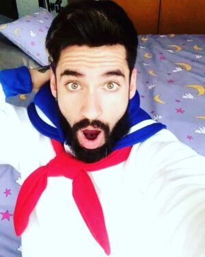 Carlo Villarreal Instagram - ✌️🤓😘✨🌙 #sailormoon #geek #anime #otaku 💖💖💖hoodie by @sixonclothing ✨👏