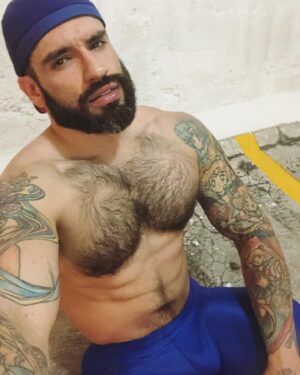 Carlo Villarreal Instagram - No nos vamos a dejar, nomás hay que descasar un ratito 💥😝🤘💖