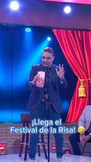 Carlos Calderon Instagram - 😂 ¡Inicia con la mejor actitud el fin de semana en el #FestivalDeLaRisa! 🤣✨ ¡¿Cuál fue tu preferido?!