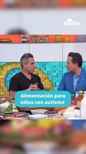 Carlos Calderon Instagram - 🍲¿Es cierto que los niños con autismo no pueden comer lo mismo que el resto? En #HoyDía, @nutrillermo nos contó todo sobre el tema. 🙌🏼👨‍👩‍👧‍👦

Recuerda ver todo el segmento en telemundo.com/hoydia ☀️