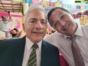Carlos Solano Instagram - Acá con Roberto Moll muy contentos. Brenda (atrás) también está contenta. @brendamatosfad