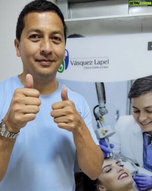 Carlos Solano Instagram - Si quieres quitarte manchas, lunares, verrugas, etc. venir a la @clinicvasquezlapel debes. Con un tratamiento láser te va a dejar la piel lozana ya vuelta.