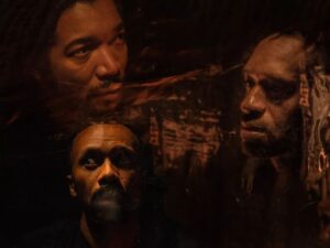 Carlos de Niggro Instagram - Novo trabalho nascendo.
"Otelo, o outro".
Elenco: @carlosdeniggro @kenanbernardes e @je.matias.pira 
Direção: @miguelrocha.teatro 
Estreia dia 18/08/2023 às 20hs.
Local. @ccspoficial
Foto by @julieta.bacchin