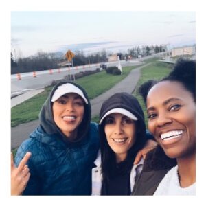 Carly Pope Instagram - #Millwood we go hard!

Serving you a Marjorie, Davie, and Corey layer cake. 

@elenagoode -the baddest trainer on the block aka Mama Zen aka Bridge Bunny- got us out in the cold for a real deal sweat lab. My quads know.

Love me some #plloriginalsin mamacitas 🌟
📸 Elena’s
