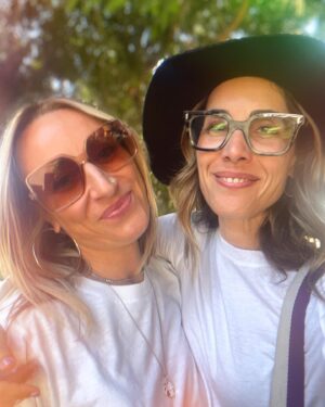 Carly Pope Instagram - Easy breezy beautiful YOU @stokesy80 HAPPPPPPPPY BIRTHDAY MY LUSCIOUS LOVE! 
I can post this now because it’s still Jan 2 in Oz, but also Jan 2 in Canada. Though we’re ‘round the world from one another, I hold you near and dear always and a day. From grade 1 to “CoolGena” to  unsolicited dance routines to air bands to speed demons to girl guides to synchro to diary swaps to hip hop duets to never being allowed back in the same class since grade 1 (all the way through high school) to all the memories we’ve shared all the efforts we’ve made all the tears we’ve shed and all the damn uniforms we’ve altered: you’re the original ride/die and I adore you. May this year be dreamiest coziest realest YOU…and may we spend lots of it face à face. Love you GHS 💖