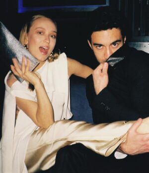 Caro Cult Instagram - Berlinale ‘24✨

Danke für all die wundervollen Momente in bester Gesellschaft. Es war so schön. 

Credits: Bild 2 @clemensporikys @studiobabelsberg 
  Bild 8 Gerome Defrance @amazonprime 
 
@spielkind_management @malve_mgmt 
#berlinale