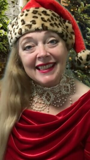 Carole Baskin Instagram - Merry Catmas & Happy Mew Year!