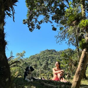 Carolina Chalita Instagram - Luz de outono 🍂 

#amooutono #serra #viagemdasmeninas #girltrip #natureza🍃