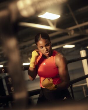 Caroline Dubois Instagram - Ready when they are. 

Looking forward to announcing myself on the world stage ⚔️

@skysportsboxing  @boxxer @adidas 
@shanemcguigan @joshpritchardcoach 

.
.
.
.
.
.

#adidas #adidasboxing #femalefitness #female #boxeraddict #picoftheday #carolinedubois