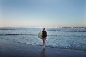 Caroline Hjelt Instagram - I miss this 🌊  by @yoyelapogian
