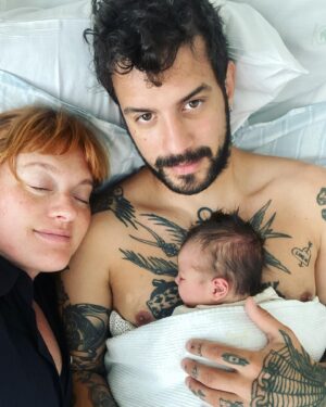 Caroline Hjelt Instagram - She’s finally here!! I love my family ❤️ @yoyelapogian