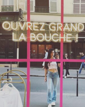 Caroline Kwan Instagram - Paris, part deux! 💋
