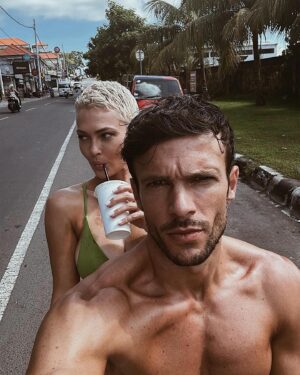Caroline Receveur Instagram - Mom & Dad in Bali ❤️‍🔥