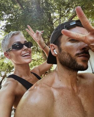 Caroline Receveur Instagram - Mom & Dad in Bali ❤️‍🔥