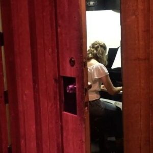 Caroline Shaw Instagram - tears in my eyes, hearing bach’s goldberg variations again for the first & hundredth time, from a storage room behind the stage, after orchestra rehearsal at the end of the night, in the hands of someone simply practicing with love. @lizdorman_piano thank you 💛