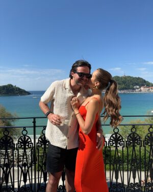 Caroline Wilde Instagram - Happy Birthday loml, everything is better with you. Here’s to a new decade of dancing through life. I adore you, we all adore you. ❤️