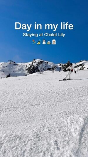 Caroline Wilde Instagram - Ski weekend in Chamonix: time stamped day in the life ⛷️🍷 🫕 🌲 

#skivlog #skiingday #skiing #chanonix #frenchalps #skiingvlog #dayinthelife #minivlog #skitrip #skitrripvlog #chalet #chaletchic #skichalet #visitchamonix
