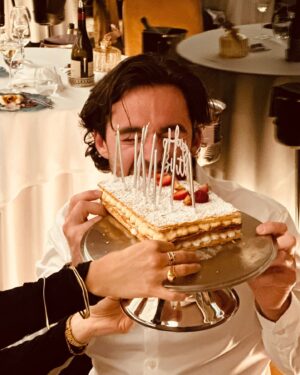 Caroline Wilde Instagram - Celebrating my favourite person’s 30 years around the sun ❤️ 🌞