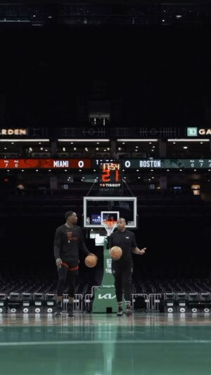 Caron Butler Instagram - Your mind will believe everything you tell it.

🤲🏿
#Repost @miamiheat