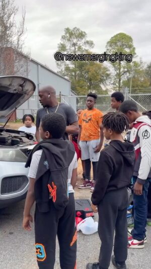 Caron Butler Instagram - I love this!
Keep teaching these young Kings & Queens traits.
🤲🏿