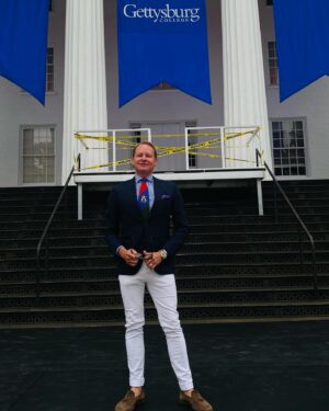 Carson Kressley Instagram - Honored to receive the @gettysburgcollege Distinguished Alumni Award and heartiest congratulations to the class of 2024!