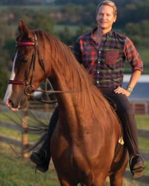 Carson Kressley Instagram - Growing up with horses, Carson Kressley has stuck with his passion for riding even after his career in the entertainment industry took off.

Carson and his horse Earl graced the cover of our March 2023 issue, and now that cover story is available online. Read more about Carson’s history and ongoing involvement with horses at the 🔗 in our bio 🐴

#horseillustrated #horsemagazine #carsonkressley