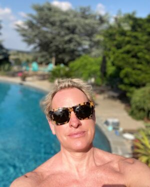 Carson Kressley Instagram - That's better ☀️