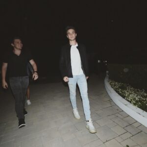 Carson Rowland Instagram - find me a girl that looks at me the way @seanryanfox7 does — Also hbd @michaelgruen stay sexy