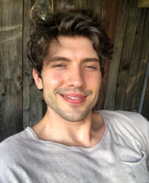 Carter Jenkins Instagram - My birthday wish is that you talk to 5 friends about voting 🗳