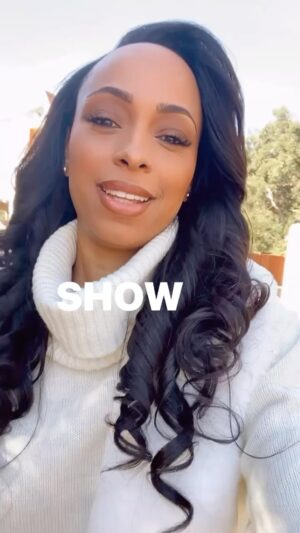 Caryn Ward Instagram - Grateful to do what I love. 🤍 New movie alert ✨🎬. Hair: @queenwink Make-up: @biainaxo Styling: @mrjasongriffin @divalegs30 Mood: Fresh air ☀️#maincharacterenergy #carynwardrossenergy