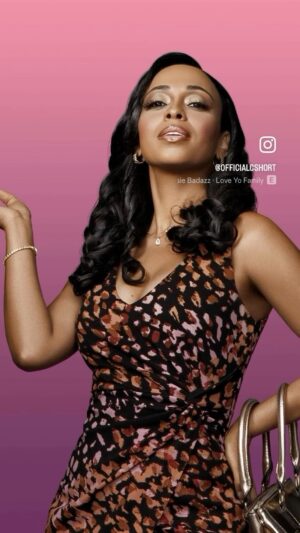 Caryn Ward Instagram - It’s almost time! Can’t wait for you to meet the Williams Family! ✨🌸 My loves 💜 @officialcshort @drewsidora BeBe Winans, @rolondawatts @brycexavier  @brelyevans @chloeeliseellis —This Saturday, June 1st 8/7 central only on @bouncetv #MindYourBusiness #Sitcom #Comedy #CarynWardRossEnergy