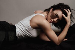 Cassandra Naud Instagram - Flexin’  @richielubatonstudio