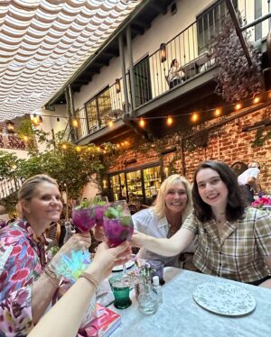 Cassi Thomson Instagram - first week of 30 in the books 💞 thank you to all the wonderful beings in my life that made this week special — and to all of you for the birthday love. 🥹