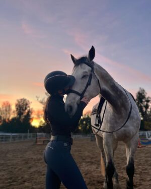 Cassi Thomson Instagram - My gratitude for this horse just keeps growing. My sweet, dynamic, hard chargin’ dude. 

I’m wearing @ghodho’s Aubrie Pro Meryl breech in Vintage. 💙🙏🏼 This might be my favorite color yet. If ya want sporty, comfy, flattering on the booty breeches—then GhoDho just might be for you ;) 

#remingtontheottb #ottb #ottbsofinstagram #ottbofinstagram #ghodho #barefoothorse #equestrianliving #equestrianbrand #equestrianlife #equestrianstyle #equestrianfashion #equestrianjourney