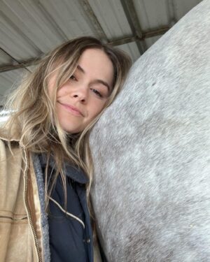 Cassi Thomson Instagram - Saturday — Sunday